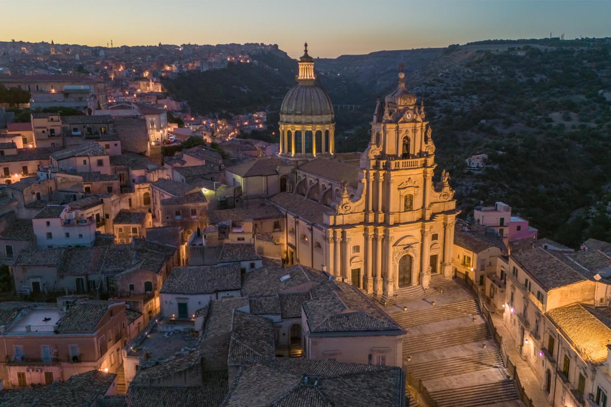 רגוזה Appartamenti Vista Duomo - Ibla - Pomelia מראה חיצוני תמונה